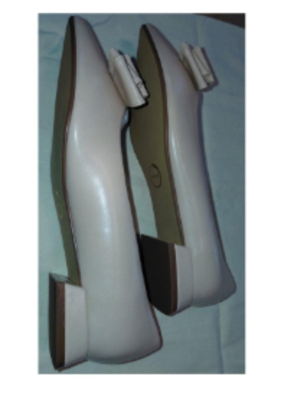 Journee Collection Beige Bow Pointed Toe Flats - Picture 11 of 15